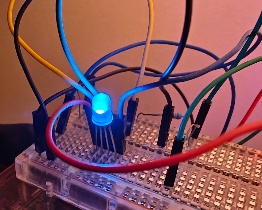 ShelteryPie: A Missile Alert Led Lights